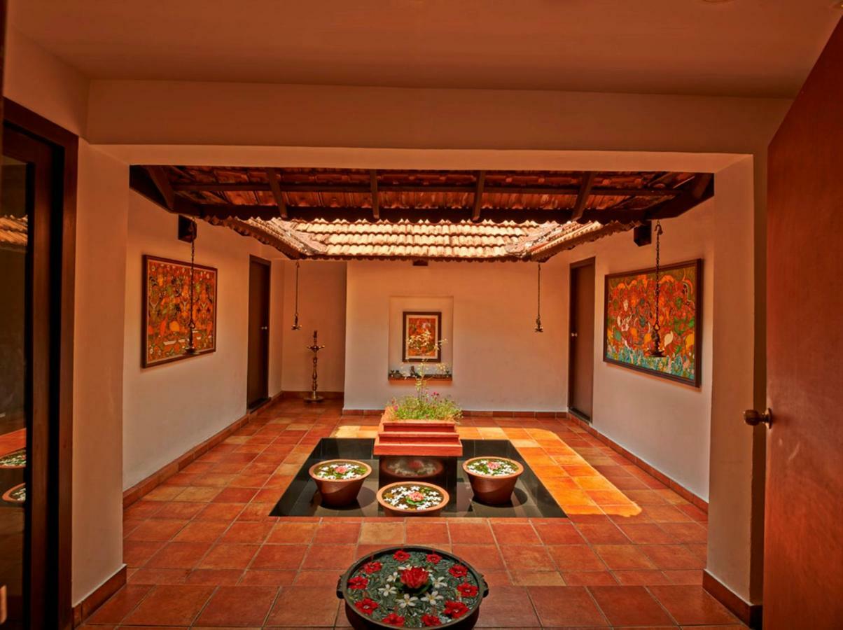 Hotel Club Mahindra Ashtamudi Nīndakara Exteriér fotografie